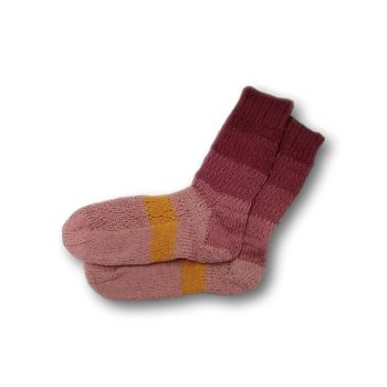 Ručně pletené ponožky červenohnědé